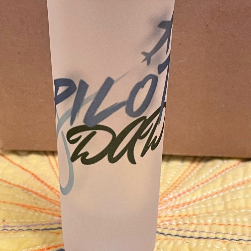 Frosted 2.5 oz shot glass with Pilot Design